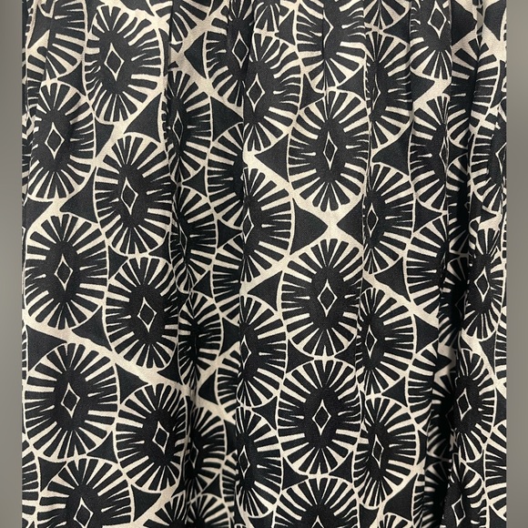 OLD NAVY Culottes - Picture 2 of 6